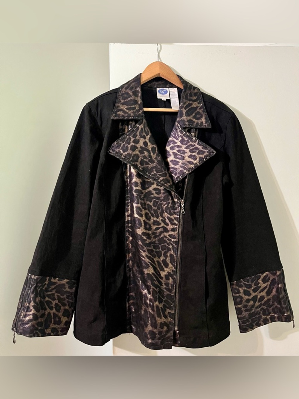 DG2 by Diane Gilman Black and Leopard Print Jacket with black bling detailing